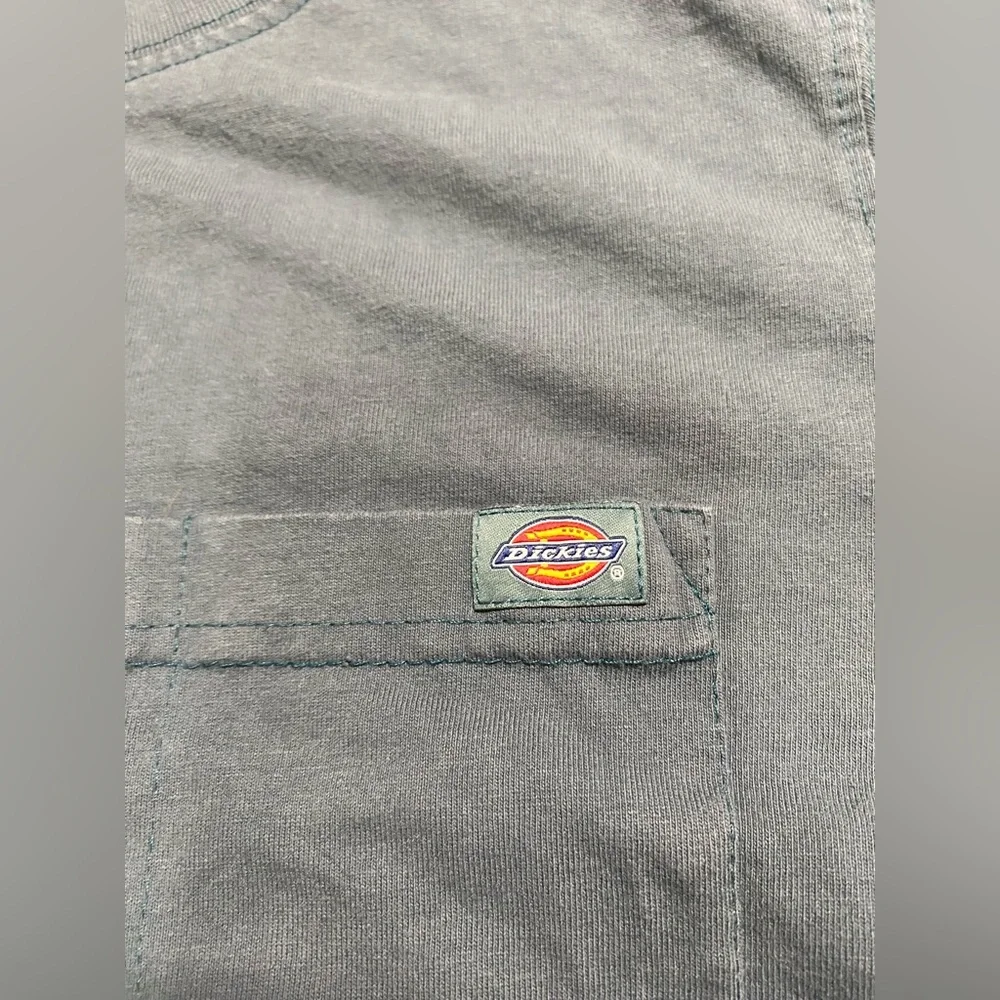 Dickies Women's Heavyweight Short Sleeve Pocket T-Shirt - Picture 4 of 6
